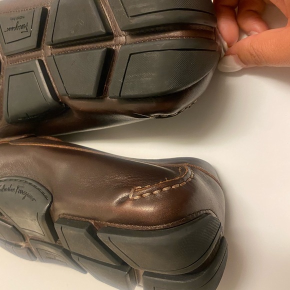 Ferragamo Men’s Driving Loafer - Picture 7 of 7